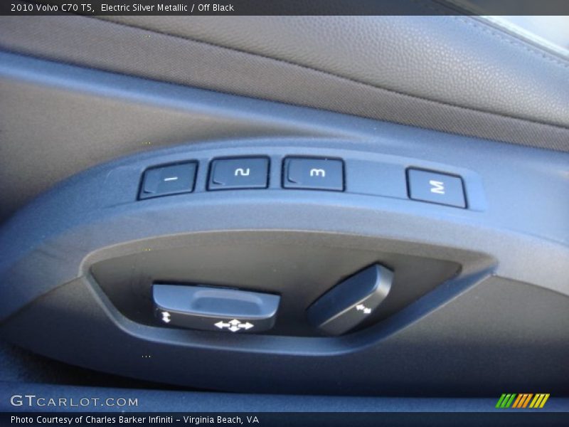 Electric Silver Metallic / Off Black 2010 Volvo C70 T5