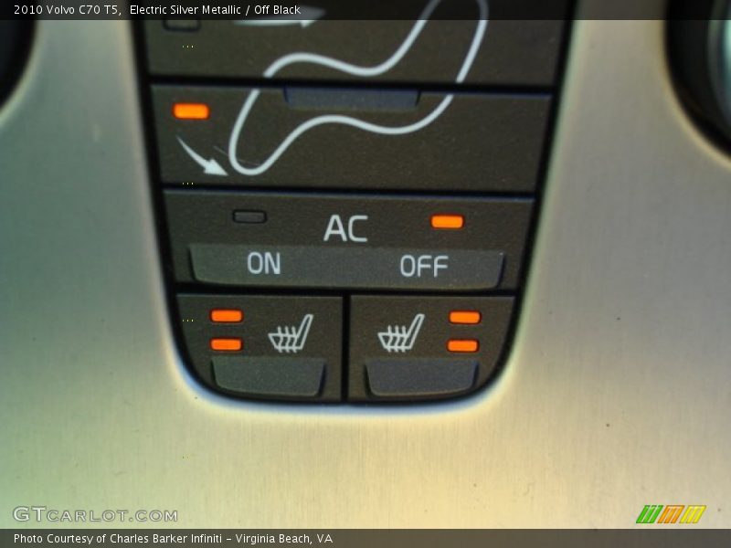 Electric Silver Metallic / Off Black 2010 Volvo C70 T5