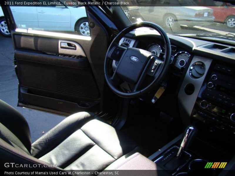 Tuxedo Black Metallic / Charcoal Black 2011 Ford Expedition EL Limited
