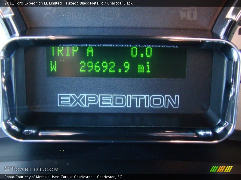 Tuxedo Black Metallic / Charcoal Black 2011 Ford Expedition EL Limited