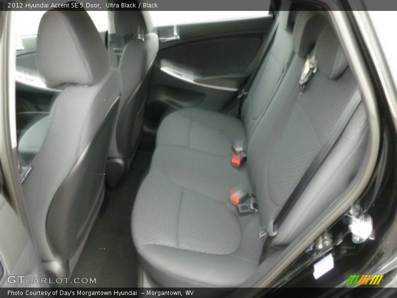 Ultra Black / Black 2012 Hyundai Accent SE 5 Door