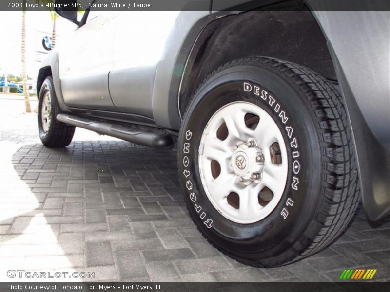 Natural White / Taupe 2003 Toyota 4Runner SR5