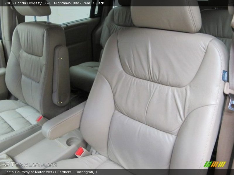 Nighthawk Black Pearl / Black 2006 Honda Odyssey EX-L