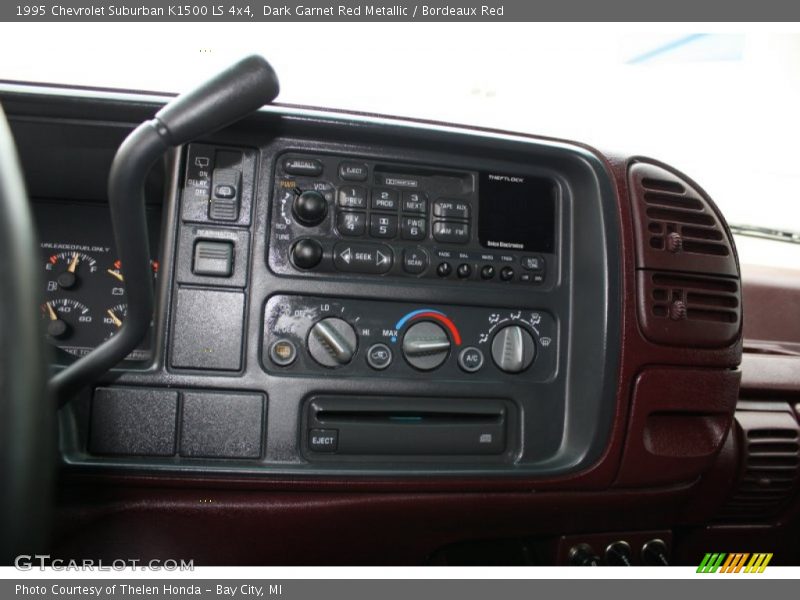 Controls of 1995 Suburban K1500 LS 4x4