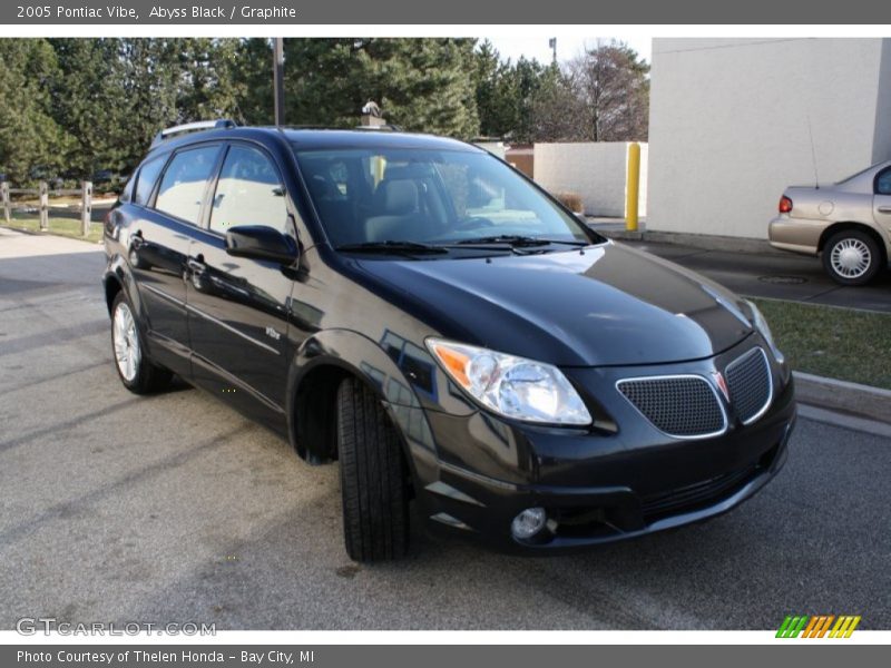 Abyss Black / Graphite 2005 Pontiac Vibe