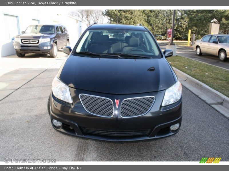 Abyss Black / Graphite 2005 Pontiac Vibe