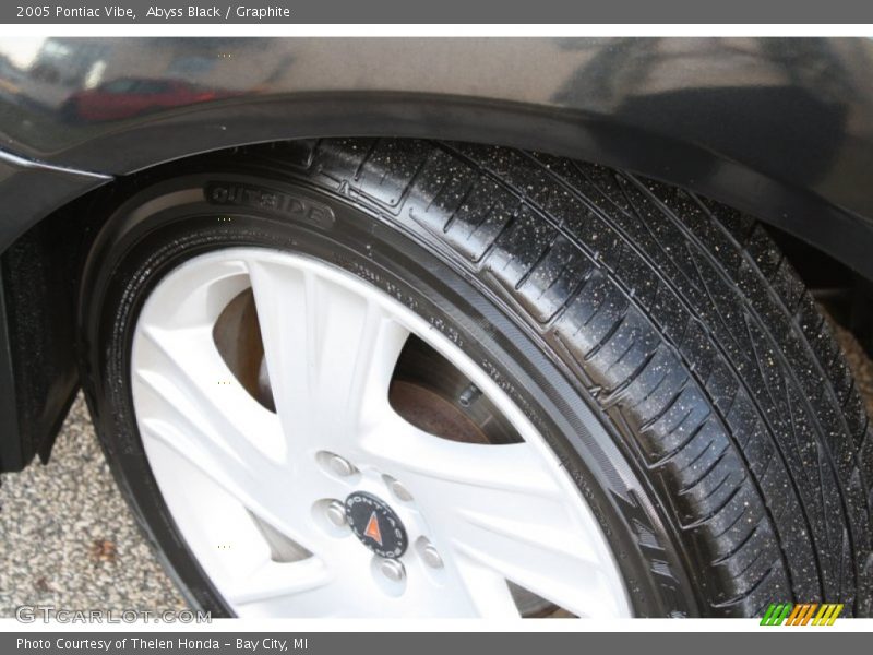 Abyss Black / Graphite 2005 Pontiac Vibe