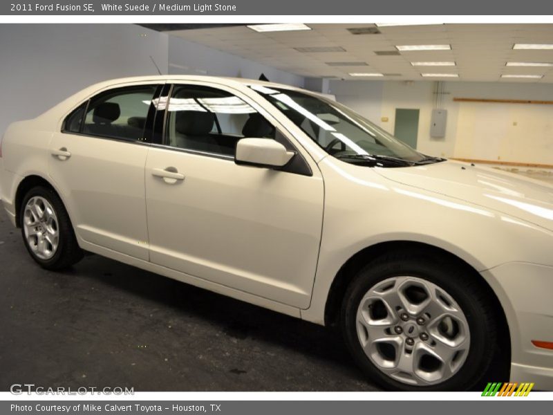 White Suede / Medium Light Stone 2011 Ford Fusion SE