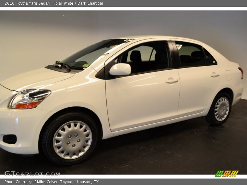 Polar White / Dark Charcoal 2010 Toyota Yaris Sedan