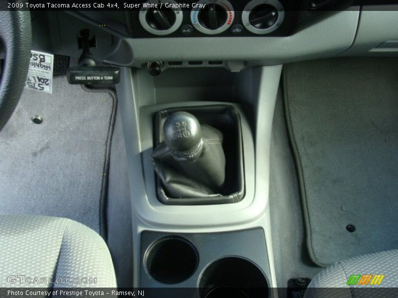 Super White / Graphite Gray 2009 Toyota Tacoma Access Cab 4x4