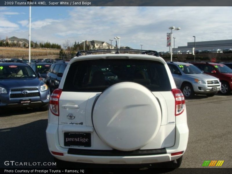 Super White / Sand Beige 2009 Toyota RAV4 4WD