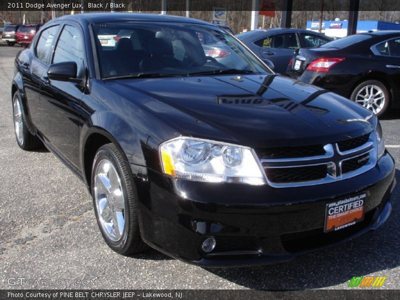 Black / Black 2011 Dodge Avenger Lux