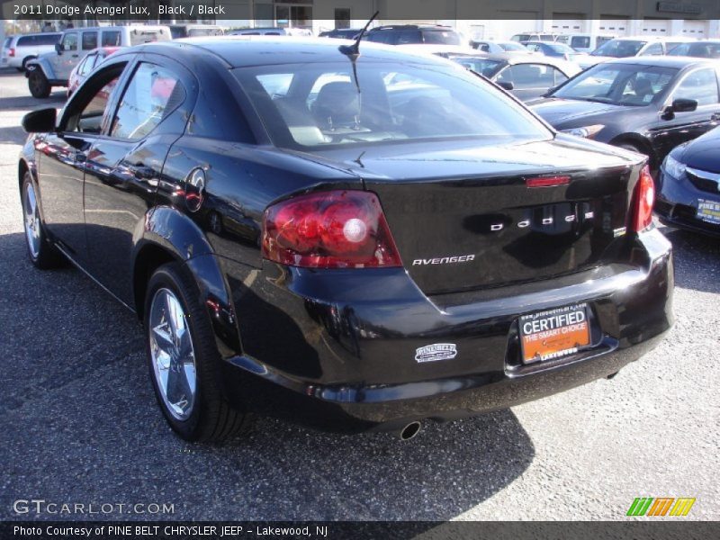 Black / Black 2011 Dodge Avenger Lux