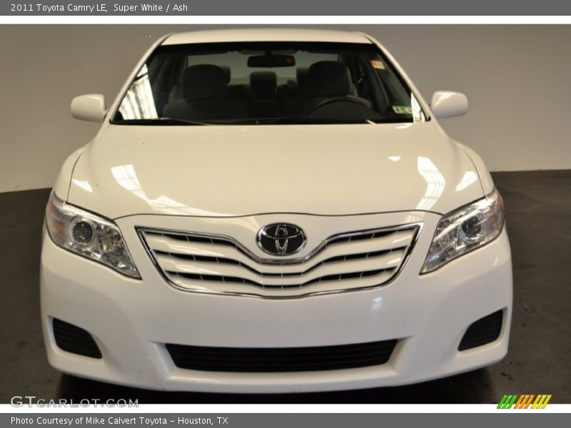 Super White / Ash 2011 Toyota Camry LE