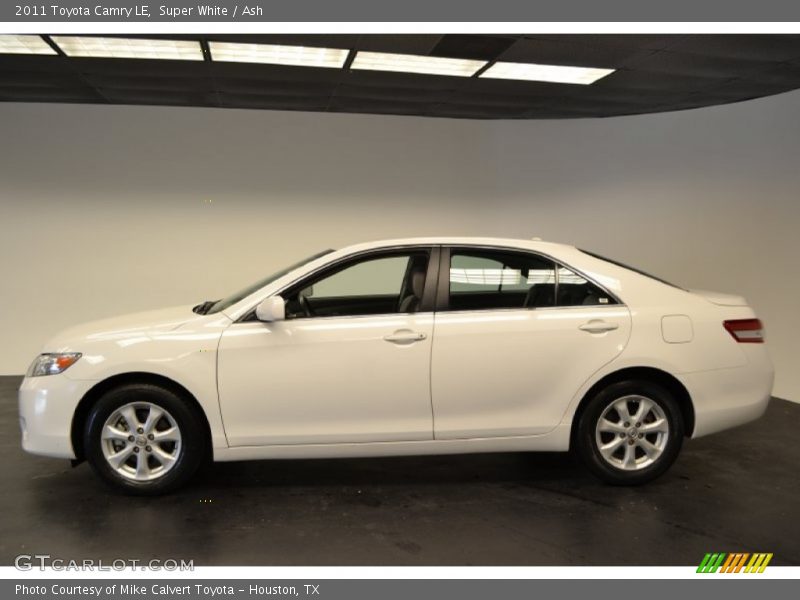 Super White / Ash 2011 Toyota Camry LE