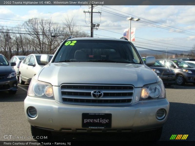 Millennium Silver Metallic / Charcoal 2002 Toyota Highlander V6 4WD