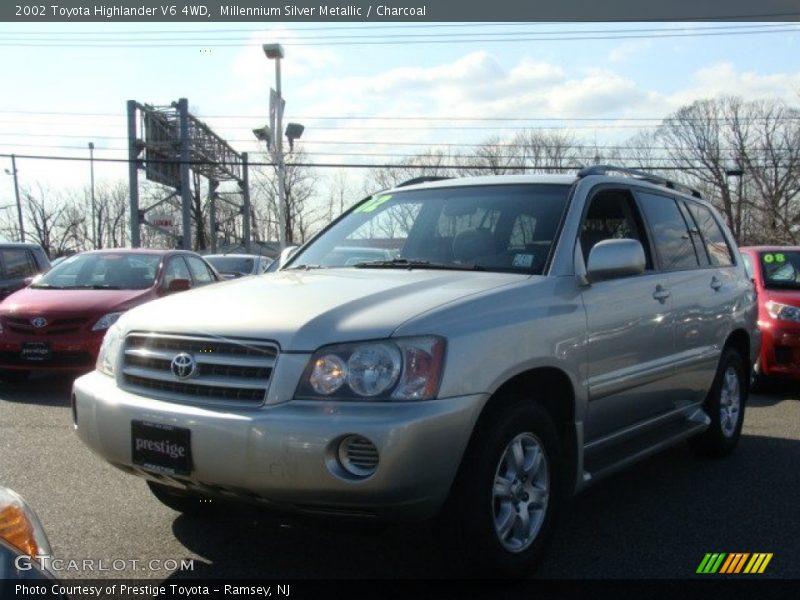 Millennium Silver Metallic / Charcoal 2002 Toyota Highlander V6 4WD