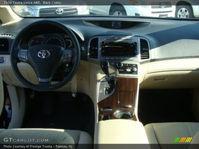 Black / Ivory 2010 Toyota Venza AWD