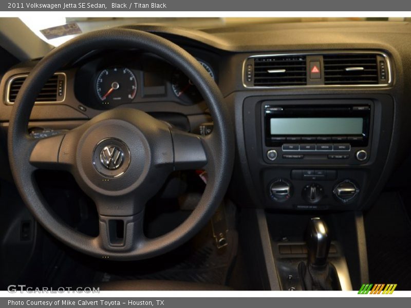 Black / Titan Black 2011 Volkswagen Jetta SE Sedan