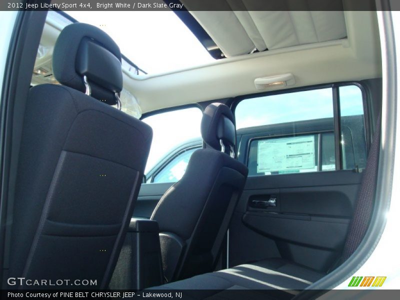 Bright White / Dark Slate Gray 2012 Jeep Liberty Sport 4x4