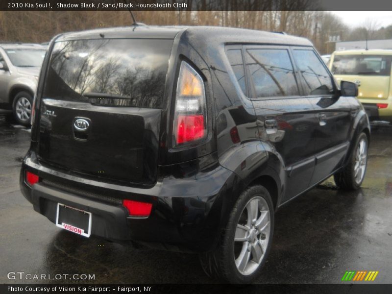Shadow Black / Sand/Black Houndstooth Cloth 2010 Kia Soul !