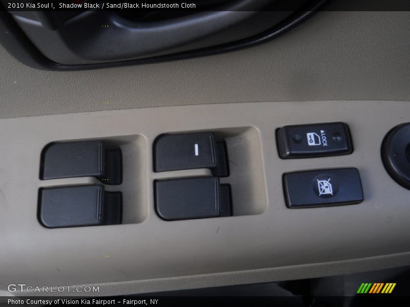 Shadow Black / Sand/Black Houndstooth Cloth 2010 Kia Soul !