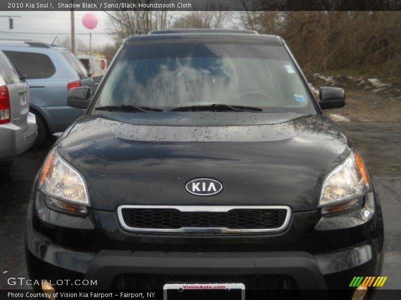 Shadow Black / Sand/Black Houndstooth Cloth 2010 Kia Soul !