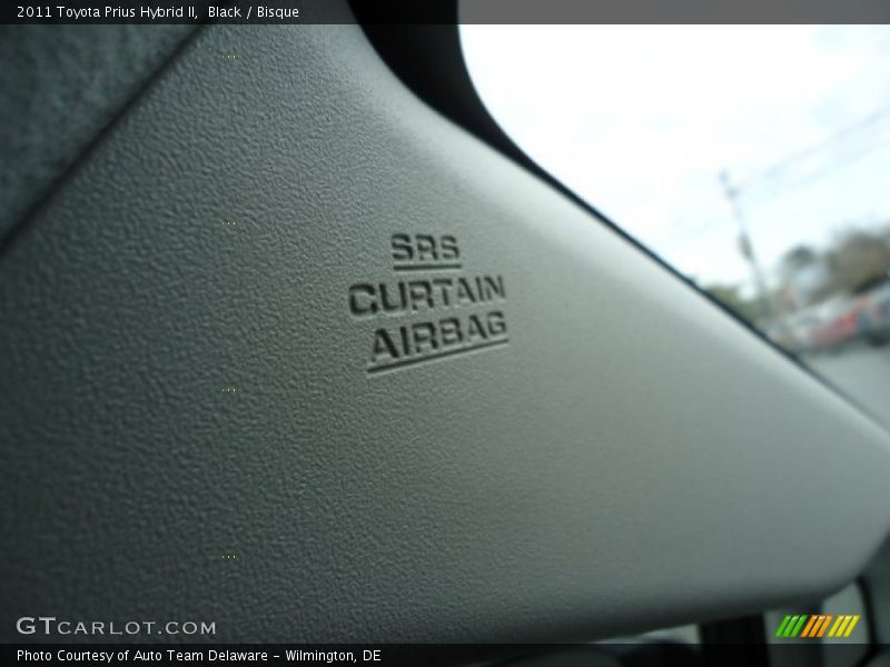Black / Bisque 2011 Toyota Prius Hybrid II