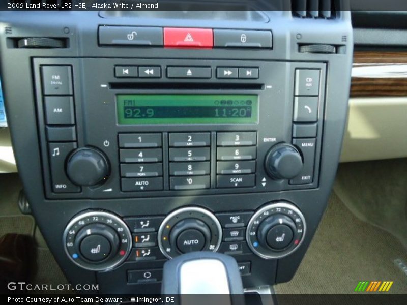 Alaska White / Almond 2009 Land Rover LR2 HSE