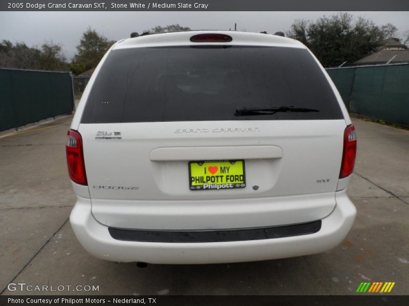 Stone White / Medium Slate Gray 2005 Dodge Grand Caravan SXT
