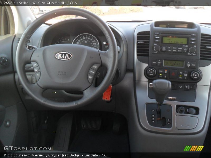 Dashboard of 2008 Sedona LX