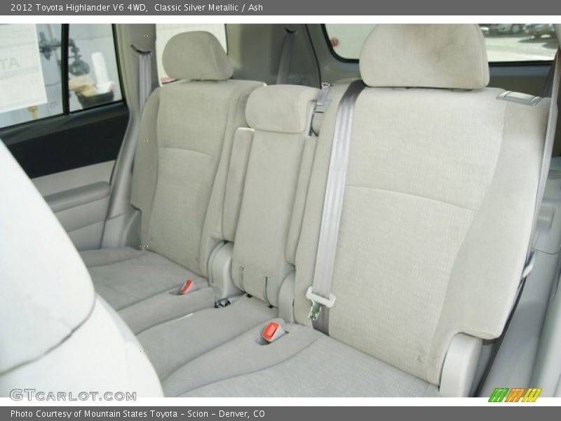 Classic Silver Metallic / Ash 2012 Toyota Highlander V6 4WD