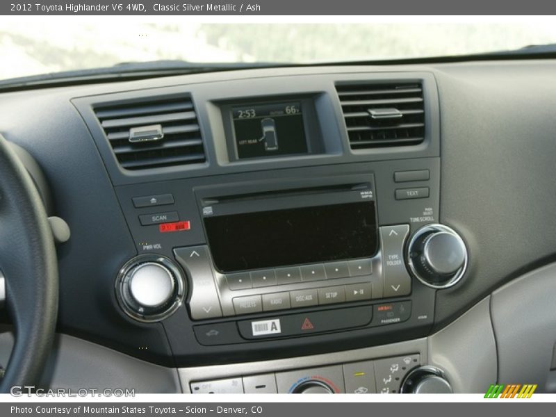 Classic Silver Metallic / Ash 2012 Toyota Highlander V6 4WD