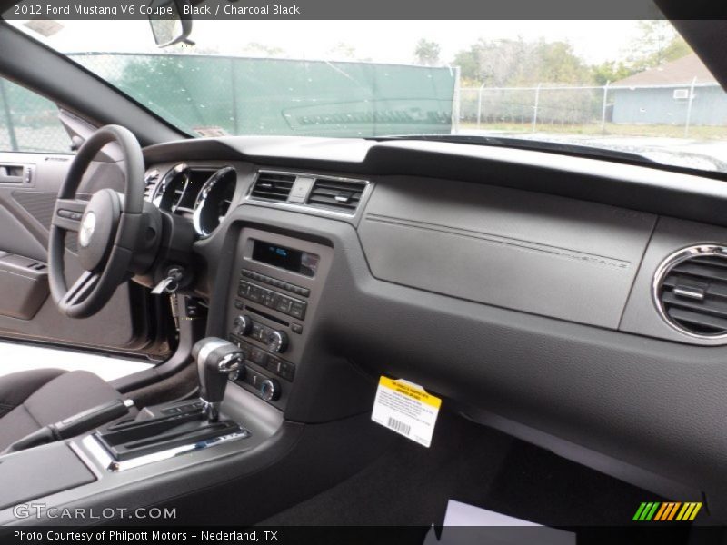 Black / Charcoal Black 2012 Ford Mustang V6 Coupe