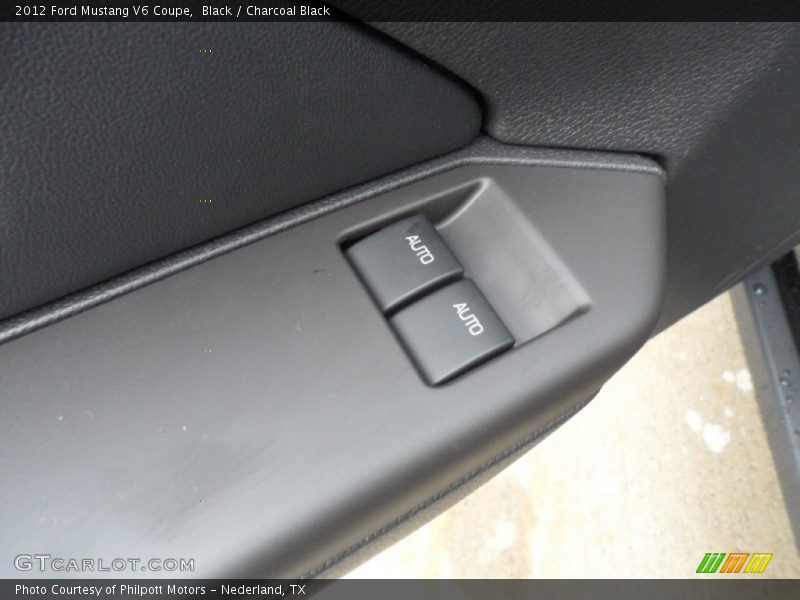 Black / Charcoal Black 2012 Ford Mustang V6 Coupe