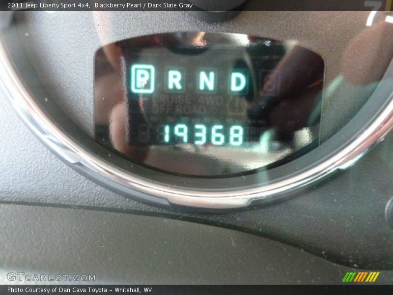 Blackberry Pearl / Dark Slate Gray 2011 Jeep Liberty Sport 4x4