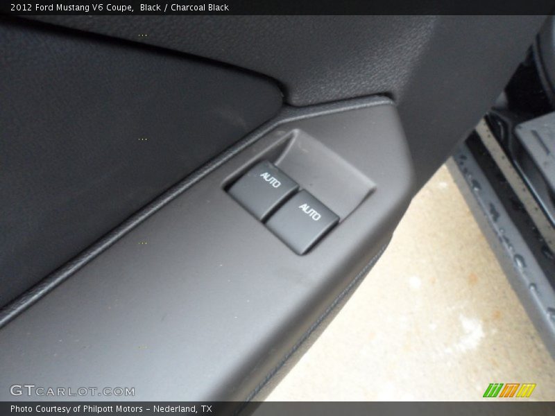 Black / Charcoal Black 2012 Ford Mustang V6 Coupe