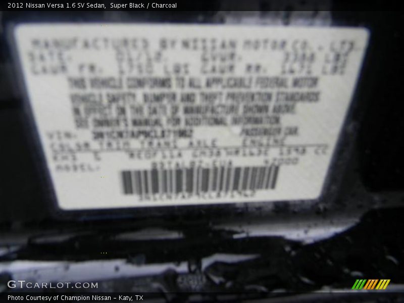 Super Black / Charcoal 2012 Nissan Versa 1.6 SV Sedan