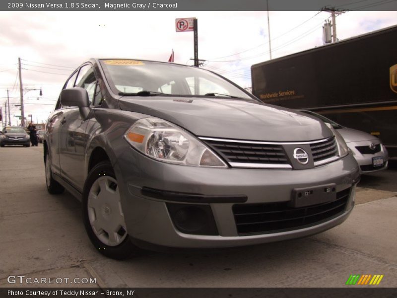 Magnetic Gray / Charcoal 2009 Nissan Versa 1.8 S Sedan