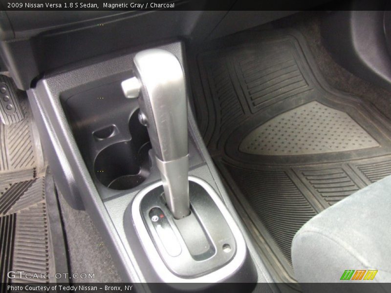 Magnetic Gray / Charcoal 2009 Nissan Versa 1.8 S Sedan