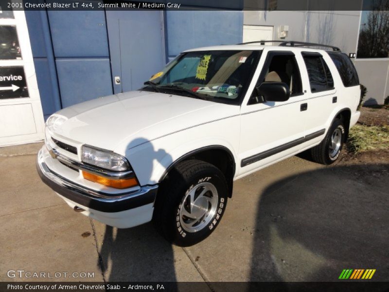 Summit White / Medium Gray 2001 Chevrolet Blazer LT 4x4