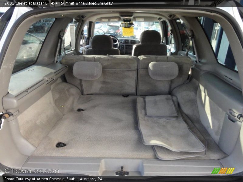 Summit White / Medium Gray 2001 Chevrolet Blazer LT 4x4