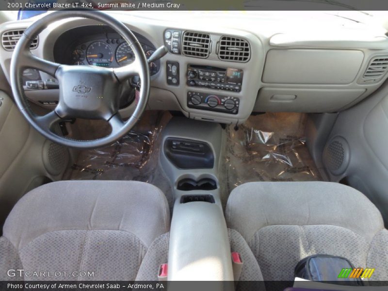 Summit White / Medium Gray 2001 Chevrolet Blazer LT 4x4