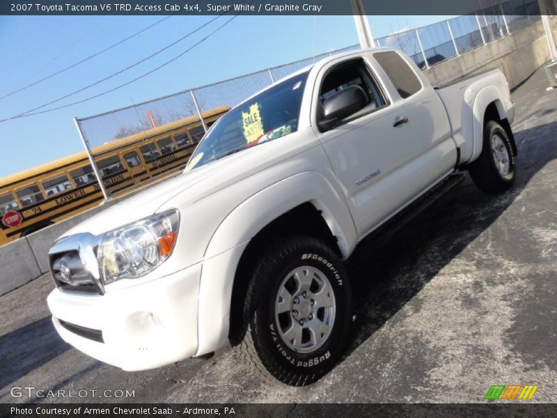 Super White / Graphite Gray 2007 Toyota Tacoma V6 TRD Access Cab 4x4