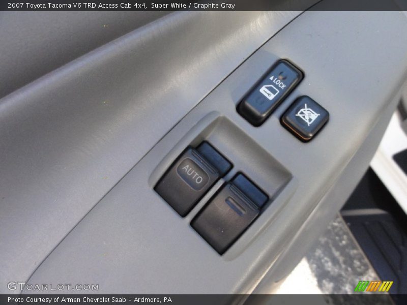 Super White / Graphite Gray 2007 Toyota Tacoma V6 TRD Access Cab 4x4