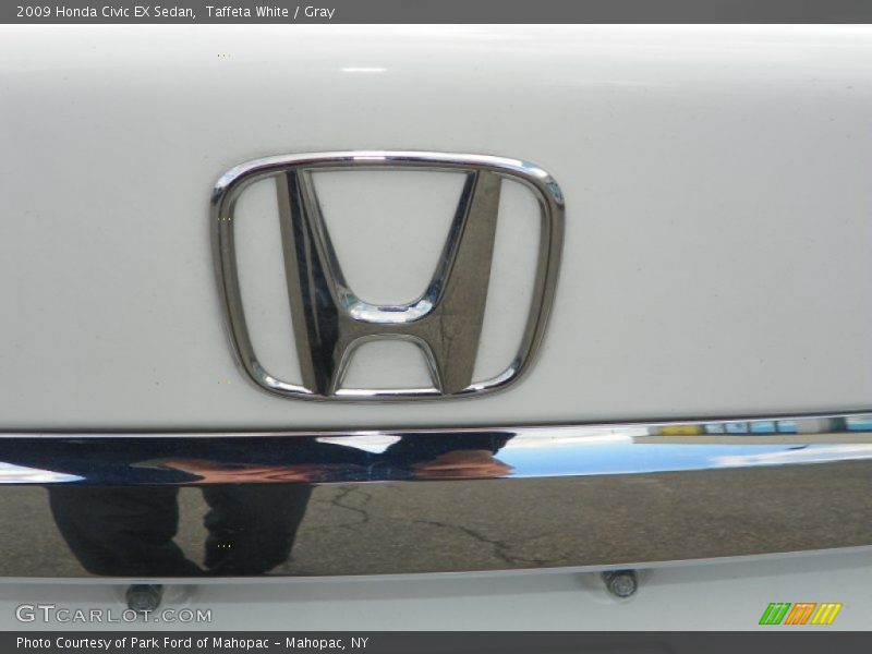 Taffeta White / Gray 2009 Honda Civic EX Sedan