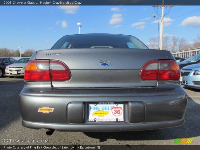 Medium Gray Metallic / Gray 2005 Chevrolet Classic