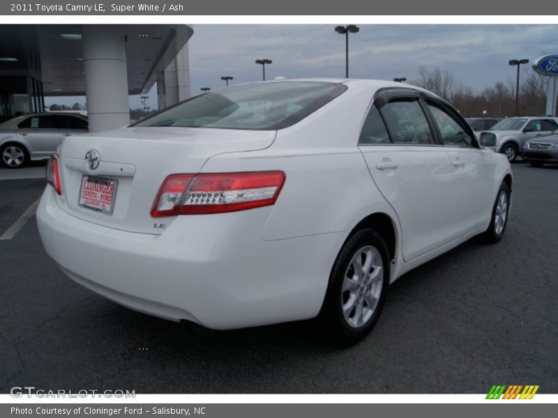 Super White / Ash 2011 Toyota Camry LE