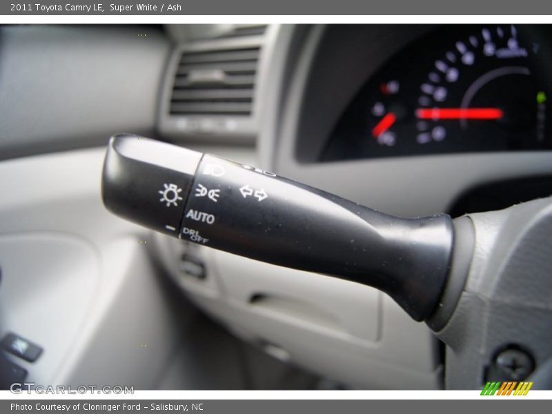 Super White / Ash 2011 Toyota Camry LE