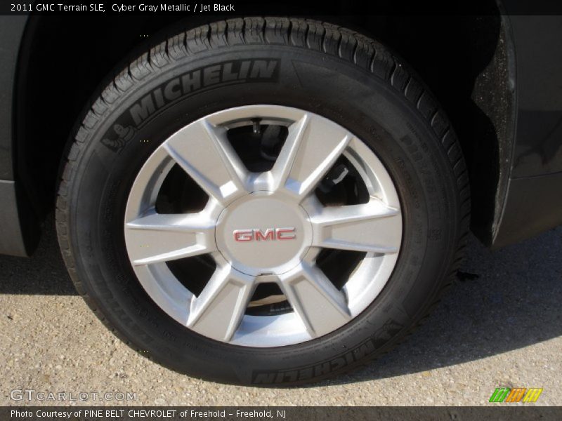 Cyber Gray Metallic / Jet Black 2011 GMC Terrain SLE